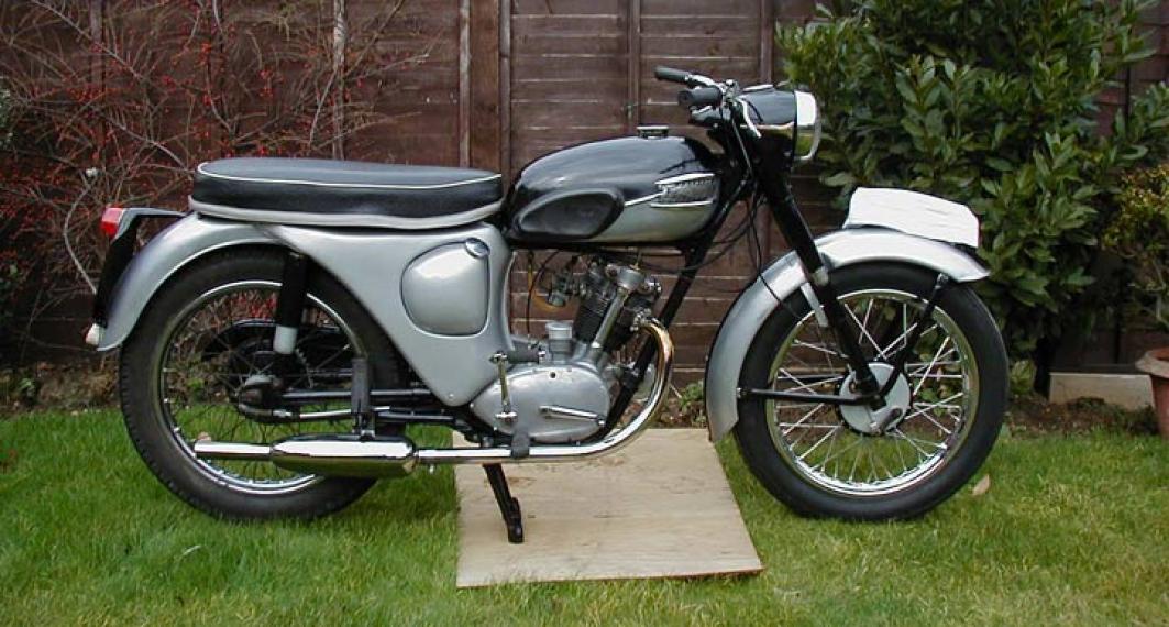 Classic Triumph Tiger Cub T20 Front Number Plate - Universal Steel Motorcycle Plate